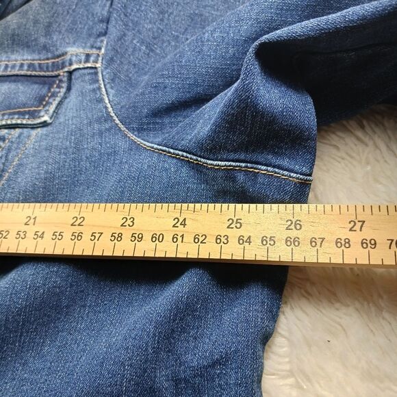 Avenue Denim Trucker Jacket Women's 22/24. Distressed with Leopard Print Cuffs.. - Picture 10 of 14